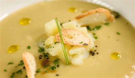 zuppa di cipolle e patate ricetta